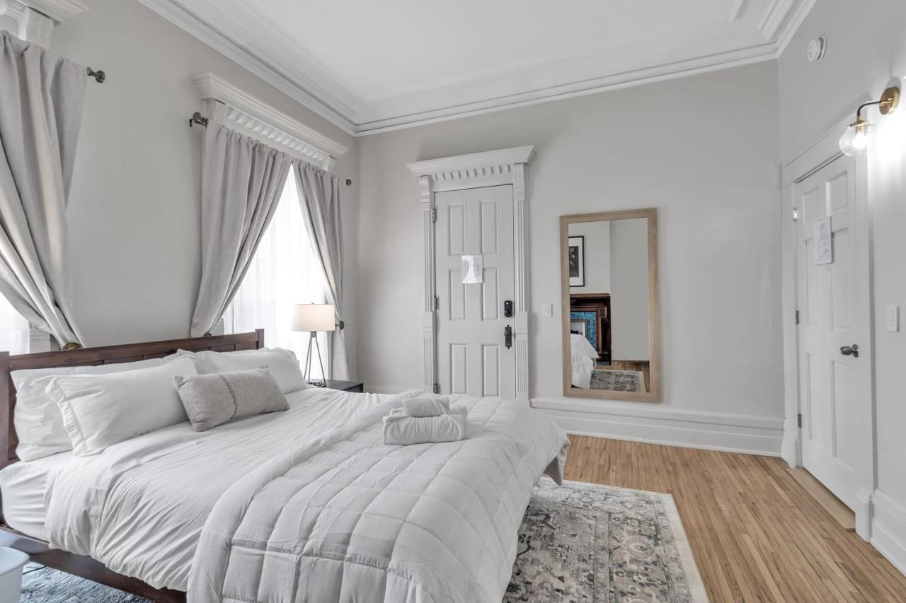 Spacious Second Empire Suite At The Platt Mansion Búfalo Exterior foto